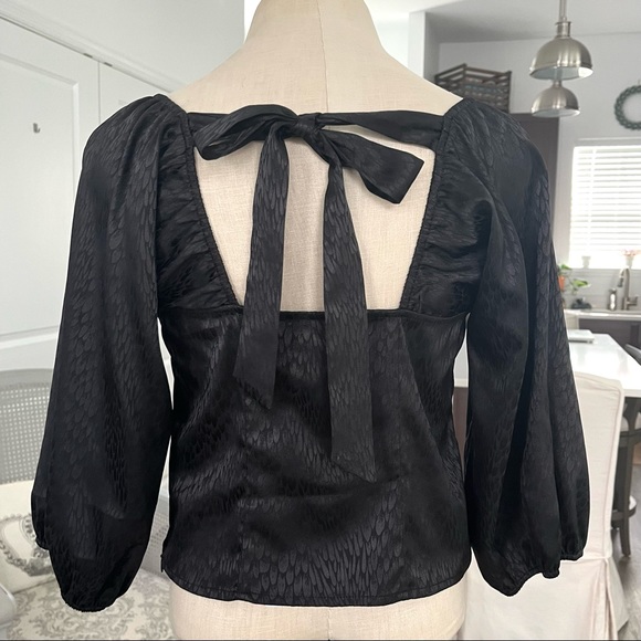 Saltwater Luxe Tenley Top - Picture 3 of 10